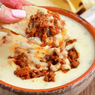 Chips con Queso/Chorizo