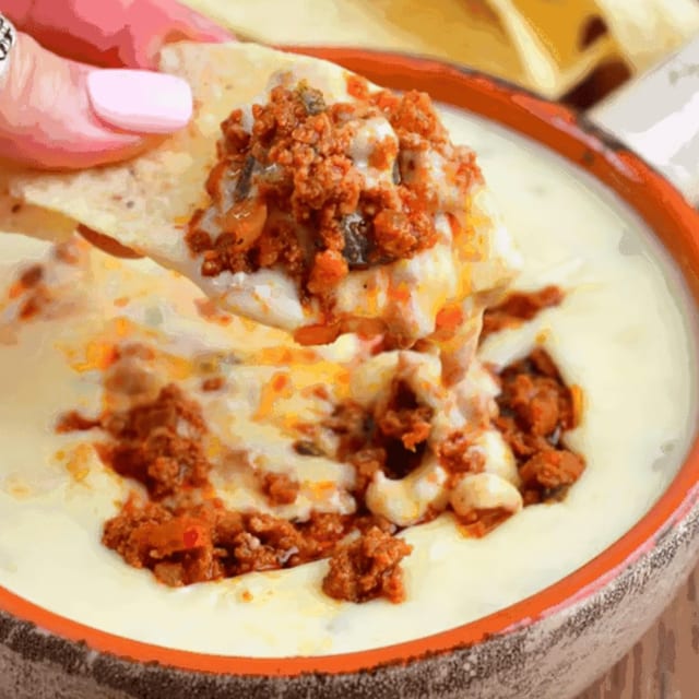 Chips con Queso/Chorizo.